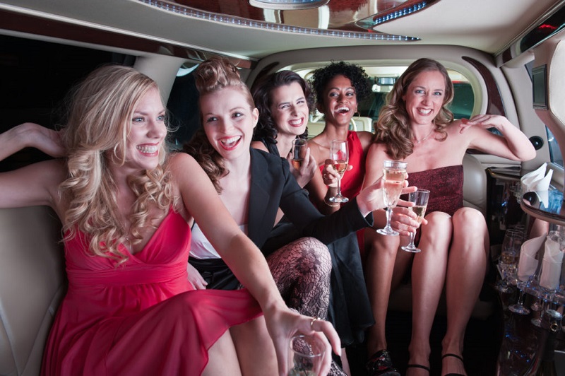 party limousine services new haven county