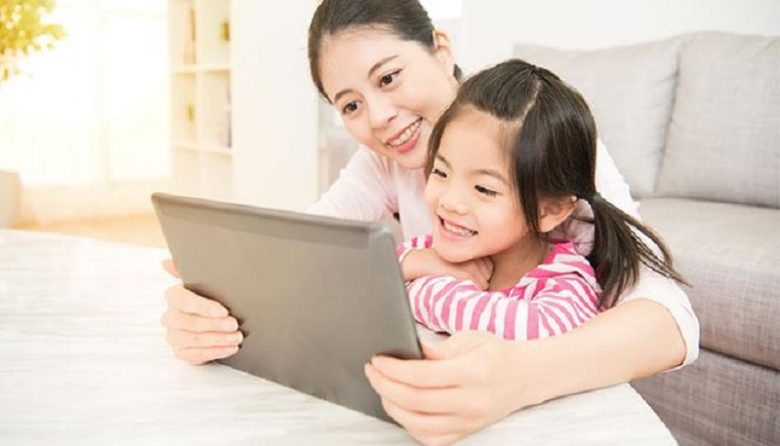 Here Are a Few Gadgets and Apps a Single Parent Might Need