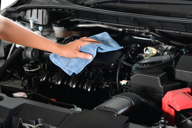 car engine cleaning